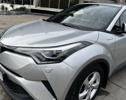 Тойота C-HR, об'ємом двигуна 1.8 л та пробігом 65 тис. км за 30000 $, фото 2 на Automoto.ua