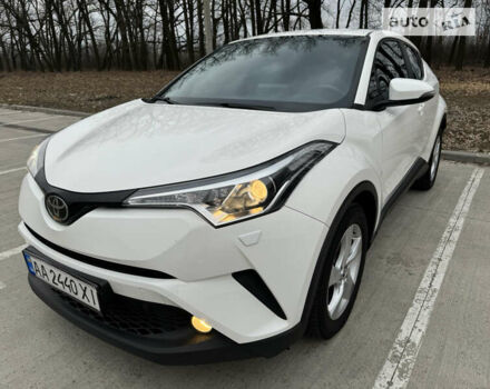 Тойота C-HR, об'ємом двигуна 1.2 л та пробігом 104 тис. км за 20500 $, фото 2 на Automoto.ua