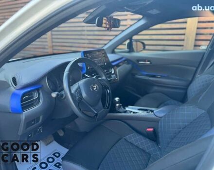 Тойота C-HR 2019 в Одессе на Automoto.ua Тойота C-HR, объемом двигателя 2 л и пробегом 40 тыс. км за 22700 $, фото 14 на Automoto.ua