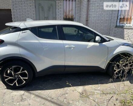 Тойота C-HR, об'ємом двигуна 2 л та пробігом 21 тис. км за 23500 $, фото 2 на Automoto.ua