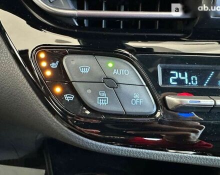 Тойота C-HR, объемом двигателя 0 л и пробегом 41 тыс. км за 30950 $, фото 26 на Automoto.ua