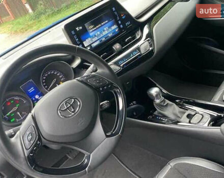 Тойота C-HR, объемом двигателя 1.8 л и пробегом 39 тыс. км за 20500 $, фото 7 на Automoto.ua