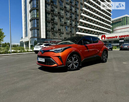 Тойота C-HR, об'ємом двигуна 1.99 л та пробігом 39 тис. км за 32000 $, фото 2 на Automoto.ua