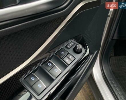 Тойота C-HR, объемом двигателя 1.8 л и пробегом 97 тыс. км за 20700 $, фото 18 на Automoto.ua