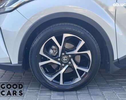 Тойота C-HR 2019 в Одессе на Automoto.ua Тойота C-HR, объемом двигателя 2 л и пробегом 40 тыс. км за 22700 $, фото 9 на Automoto.ua