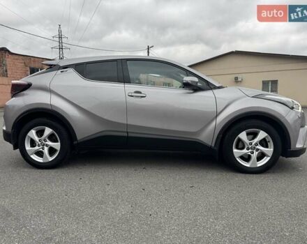 Тойота C-HR 2019 у Дніпро (Дніпропетровську) на Automoto.ua Тойота C-HR, об'ємом двигуна 1.2 л та пробігом 120 тис. км за 22000 $, фото 1 на Automoto.ua