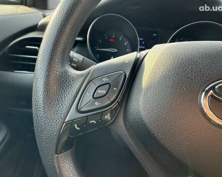 Тойота C-HR, объемом двигателя 2 л и пробегом 93 тыс. км за 17690 $, фото 18 на Automoto.ua