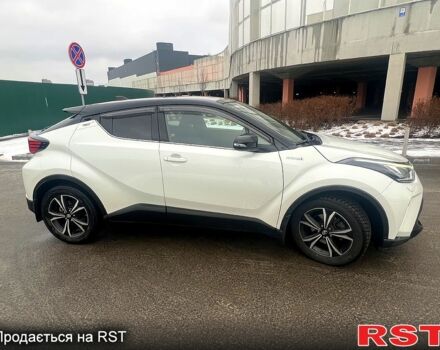 Тойота C-HR, объемом двигателя 2 л и пробегом 63 тыс. км за 27900 $, фото 1 на Automoto.ua