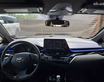Тойота C-HR, об'ємом двигуна 0 л та пробігом 70 тис. км за 22500 $, фото 17 на Automoto.ua