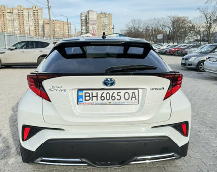 Тойота C-HR, об'ємом двигуна 1.99 л та пробігом 22 тис. км за 33500 $, фото 2 на Automoto.ua