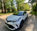 Тойота C-HR, об'ємом двигуна 1.2 л та пробігом 63 тис. км за 28500 $, фото 2 на Automoto.ua