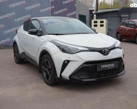 Тойота C-HR, объемом двигателя 2 л и пробегом 26 тыс. км за 31900 $, фото 2 на Automoto.ua