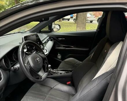 Тойота C-HR, об'ємом двигуна 2 л та пробігом 42 тис. км за 33000 $, фото 11 на Automoto.ua