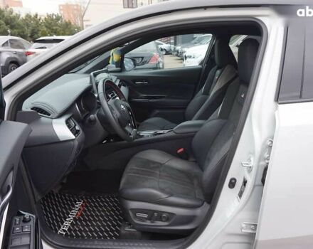 Тойота C-HR, объемом двигателя 2 л и пробегом 26 тыс. км за 31900 $, фото 17 на Automoto.ua