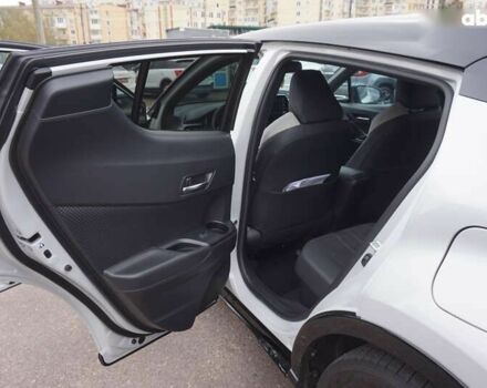 Тойота C-HR, объемом двигателя 2 л и пробегом 26 тыс. км за 31900 $, фото 22 на Automoto.ua