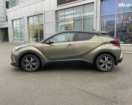 Тойота C-HR, объемом двигателя 0 л и пробегом 32 тыс. км за 32500 $, фото 3 на Automoto.ua