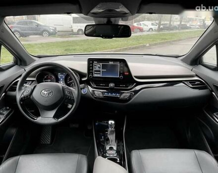 Тойота C-HR, объемом двигателя 0 л и пробегом 32 тыс. км за 38700 $, фото 8 на Automoto.ua