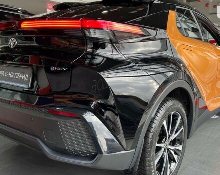 Тойота C-HR, об'ємом двигуна 1.99 л та пробігом 0 тис. км за 43689 $, фото 2 на Automoto.ua