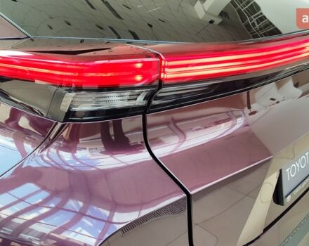 купити нове авто Тойота C-HR 2024 року від офіційного дилера Тойота Центр Чернігів «Соллі-Плюс» Тойота фото