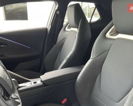 купить новое авто Тойота C-HR 2024 года от официального дилера Автосаміт Біла Церква Тойота фото