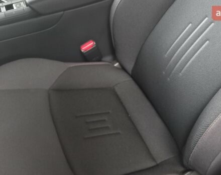 Тойота C-HR, объемом двигателя 1.99 л и пробегом 0 тыс. км за 39009 $, фото 29 на Automoto.ua