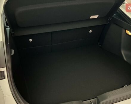 Тойота C-HR, объемом двигателя 1.8 л и пробегом 0 тыс. км за 39067 $, фото 24 на Automoto.ua