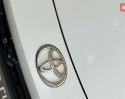 Тойота C-HR, об'ємом двигуна 1.99 л та пробігом 0 тис. км за 43460 $, фото 2 на Automoto.ua