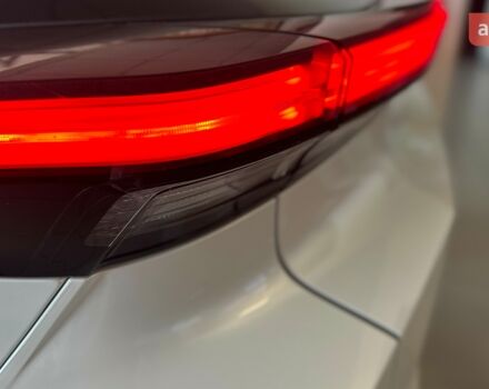Тойота C-HR, объемом двигателя 1.8 л и пробегом 0 тыс. км за 39514 $, фото 7 на Automoto.ua