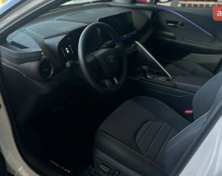 Тойота C-HR, объемом двигателя 1.8 л и пробегом 0 тыс. км за 39514 $, фото 13 на Automoto.ua