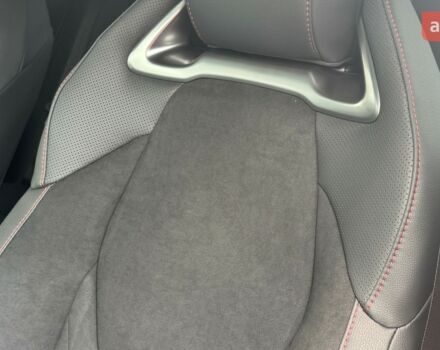 Тойота C-HR, об'ємом двигуна 1.99 л та пробігом 0 тис. км за 45102 $, фото 13 на Automoto.ua