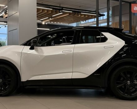 Тойота C-HR, объемом двигателя 1.99 л и пробегом 0 тыс. км за 49211 $, фото 3 на Automoto.ua