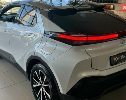 Тойота C-HR, объемом двигателя 1.8 л и пробегом 0 тыс. км за 39514 $, фото 1 на Automoto.ua