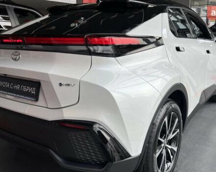 Тойота C-HR, об'ємом двигуна 1.8 л та пробігом 0 тис. км за 39095 $, фото 3 на Automoto.ua
