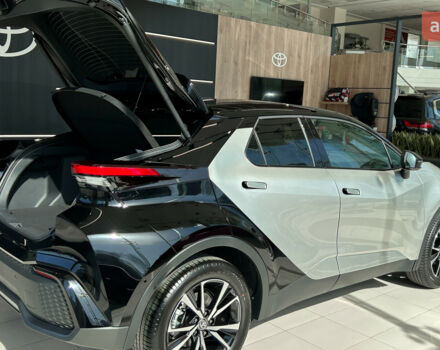 Тойота C-HR, об'ємом двигуна 1.99 л та пробігом 0 тис. км за 46056 $, фото 28 на Automoto.ua