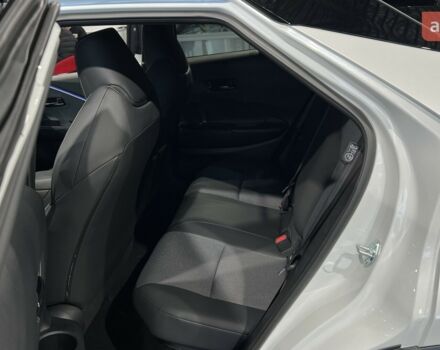 Тойота C-HR, объемом двигателя 1.99 л и пробегом 0 тыс. км за 41264 $, фото 11 на Automoto.ua