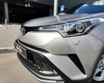 Тойота C-HR, объемом двигателя 1.2 л и пробегом 69 тыс. км за 17990 $, фото 1 на Automoto.ua