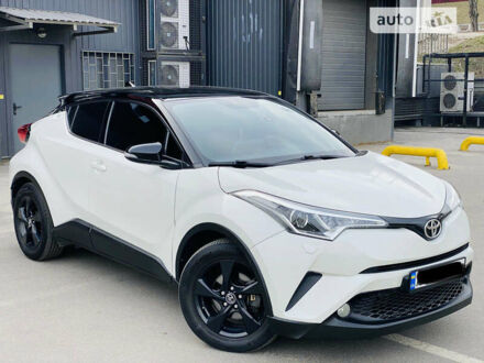 Тойота C-HR, об'ємом двигуна 1.2 л та пробігом 68 тис. км за 21000 $, фото 1 на Automoto.ua