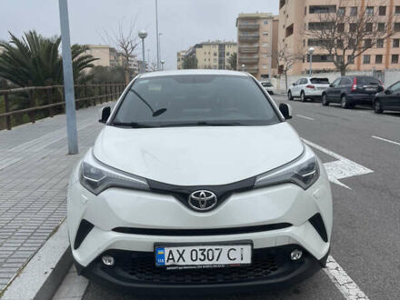 Тойота C-HR, объемом двигателя 1.2 л и пробегом 97 тыс. км за 19500 $, фото 1 на Automoto.ua