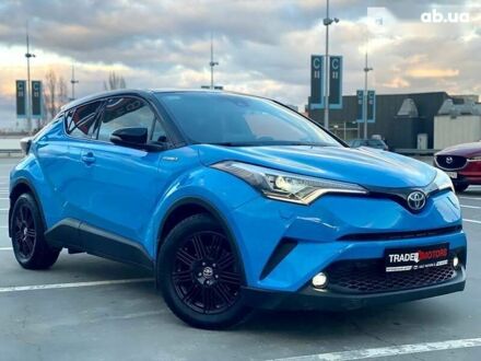 Тойота C-HR, объемом двигателя 0 л и пробегом 105 тыс. км за 21999 $, фото 1 на Automoto.ua