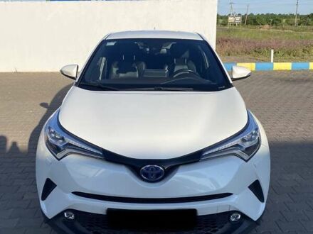 Тойота C-HR, об'ємом двигуна 1.8 л та пробігом 74 тис. км за 28000 $, фото 1 на Automoto.ua