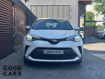 Тойота C-HR 2019 в Одессе на Automoto.ua Тойота C-HR, объемом двигателя 2 л и пробегом 40 тыс. км за 22700 $, фото 1 на Automoto.ua