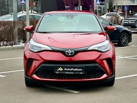 Тойота C-HR 2020 у Києві на Automoto.ua Тойота C-HR, об'ємом двигуна 2 л та пробігом 67 тис. км за 19800 $, фото 1 на Automoto.ua