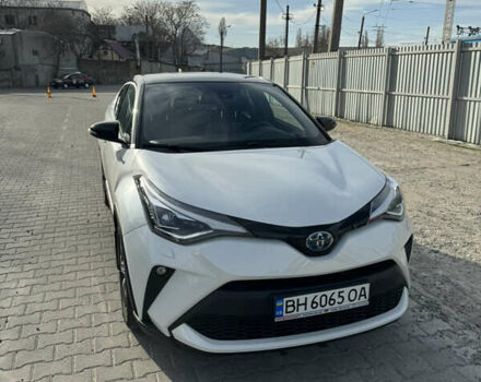 Тойота C-HR, об'ємом двигуна 1.99 л та пробігом 22 тис. км за 33500 $, фото 1 на Automoto.ua