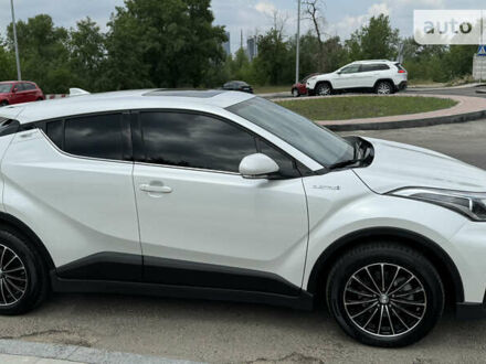 Тойота C-HR 2021 в Киеве на Automoto.ua Тойота C-HR, объемом двигателя 0 л и пробегом 24 тыс. км за 22500 $, фото 1 на Automoto.ua