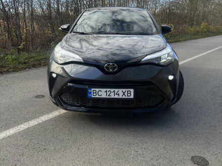 Тойота C-HR, объемом двигателя 1.8 л и пробегом 28 тыс. км за 25500 $, фото 1 на Automoto.ua