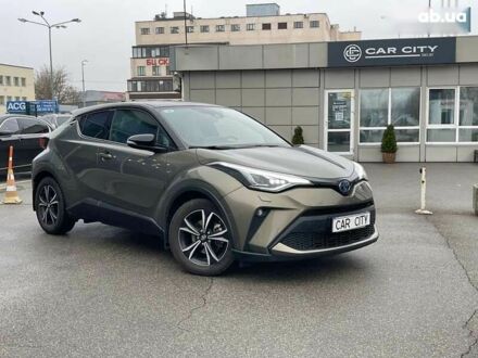 Тойота C-HR 2022 в Киеве на Automoto.ua Тойота C-HR, объемом двигателя 0 л и пробегом 32 тыс. км за 38700 $, фото 1 на Automoto.ua