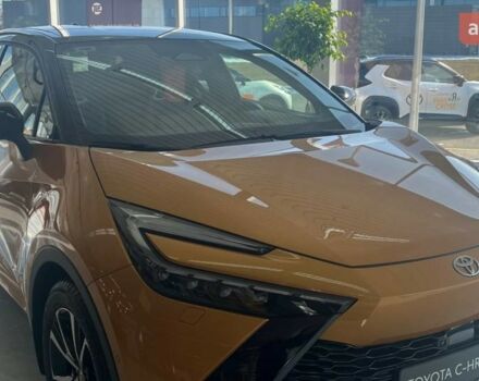 купить новое авто Тойота C-HR 2023 года от официального дилера Тойота на Столичному Тойота фото