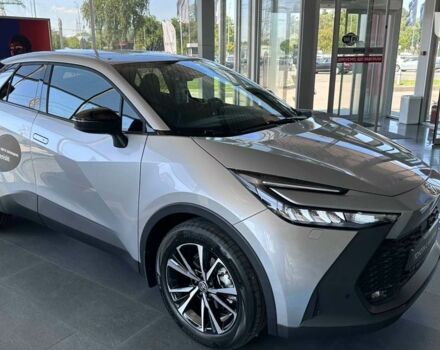 купити нове авто Тойота C-HR 2024 року від офіційного дилера Тойота на Столичному Тойота фото