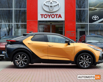 Желтый Тойота C-HR, объемом двигателя 2 л и пробегом 17 тыс. км за 39200 $, фото 16 на Automoto.ua