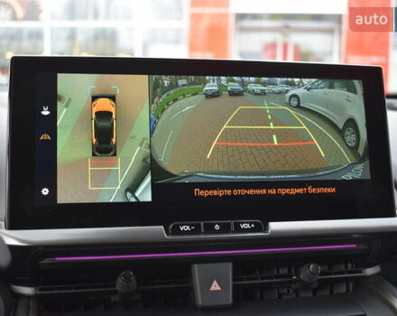 Жовтий Тойота C-HR, об'ємом двигуна 1.99 л та пробігом 17 тис. км за 39200 $, фото 23 на Automoto.ua